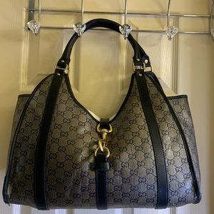 ♥️Authentic Gucci bag very nice and stylish